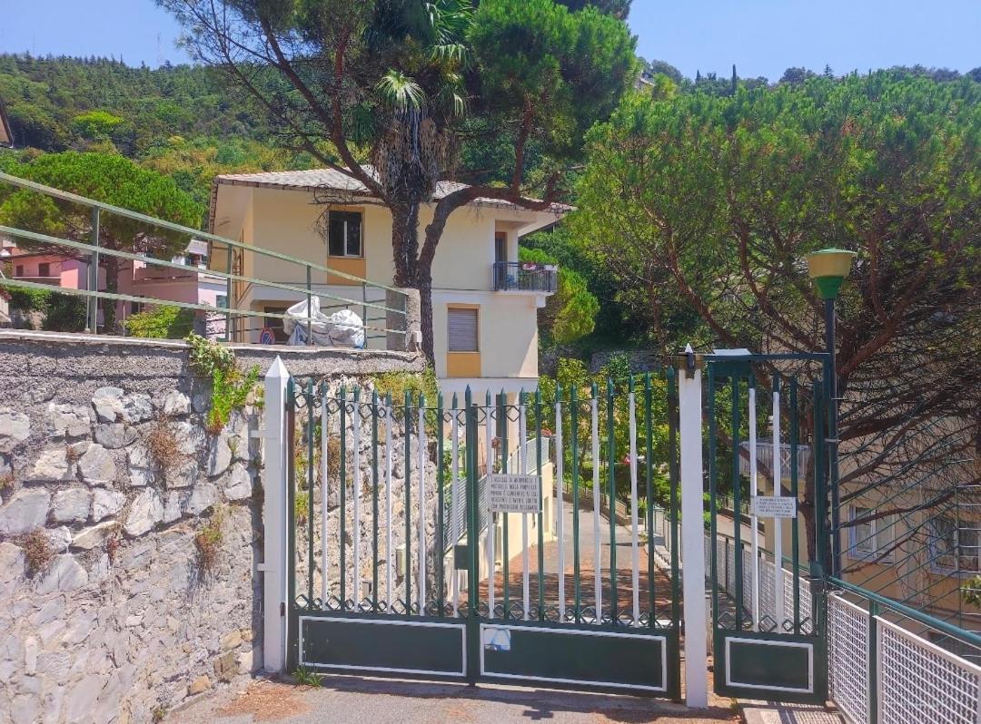 Forti Genova-Free Parking Castellaccio Apartment Génova Exterior foto